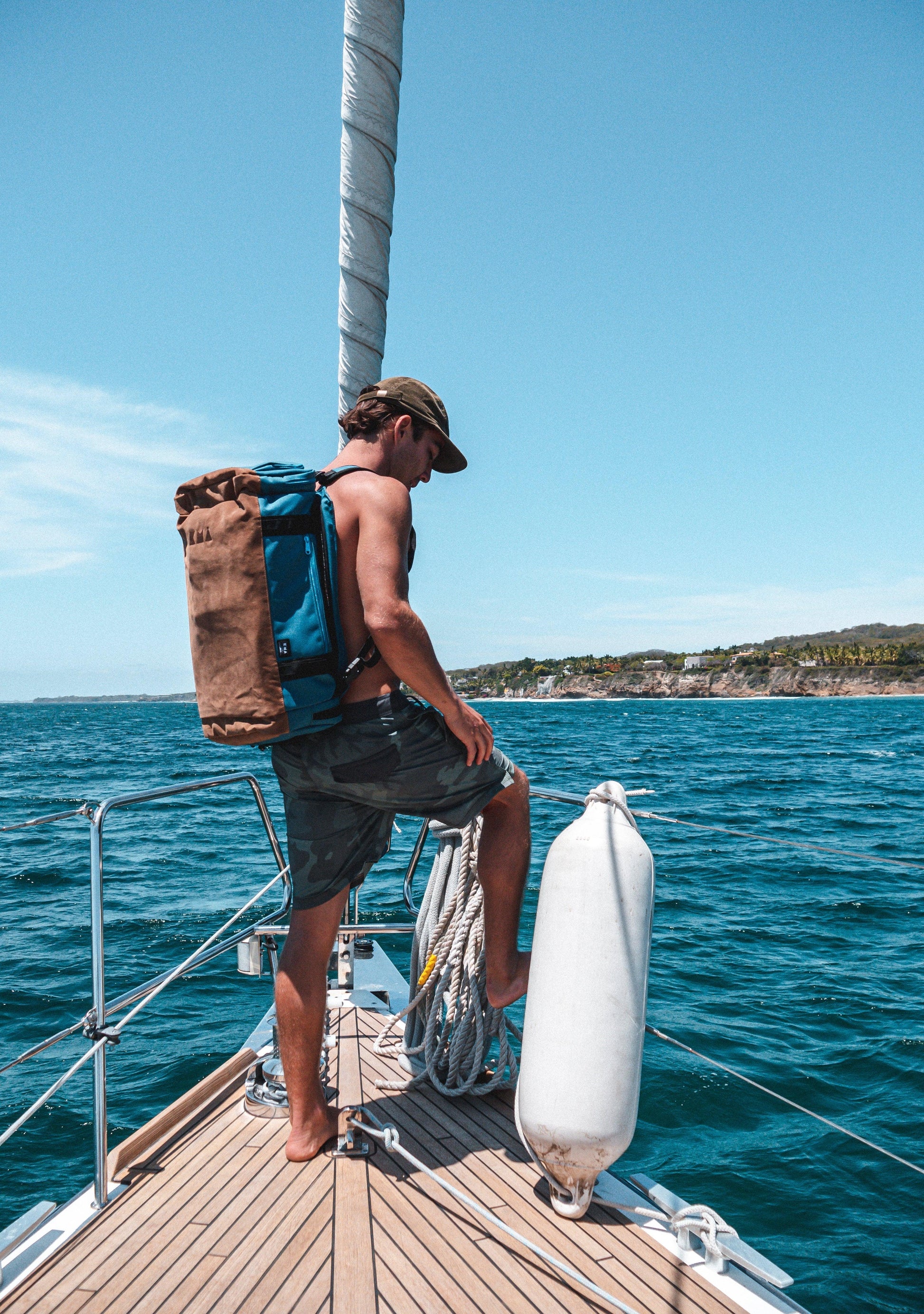 KMA Peregrino 45L Duffle Bag Backpack - Casa Bikes