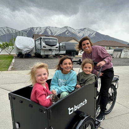 Bunch Original 4 with 3 kids and mom - #color_Cool Black
