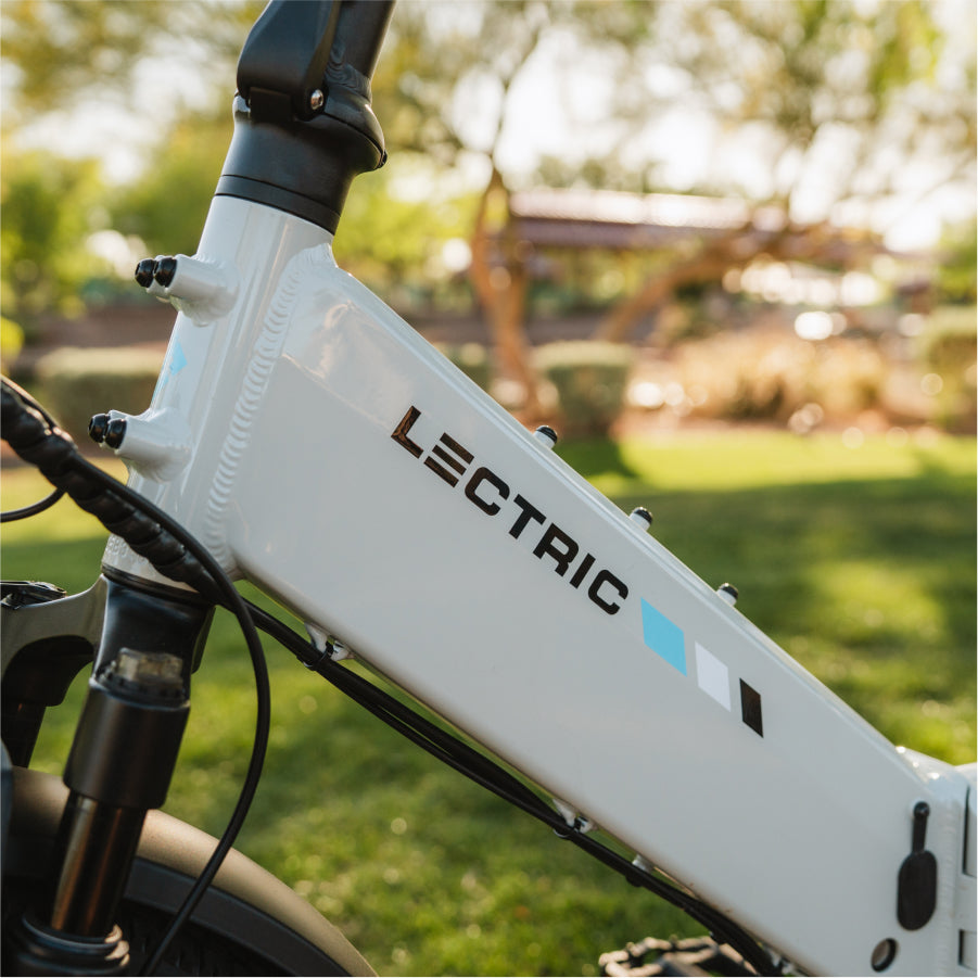 XP4 750 Step-Thru Stratus White eBike