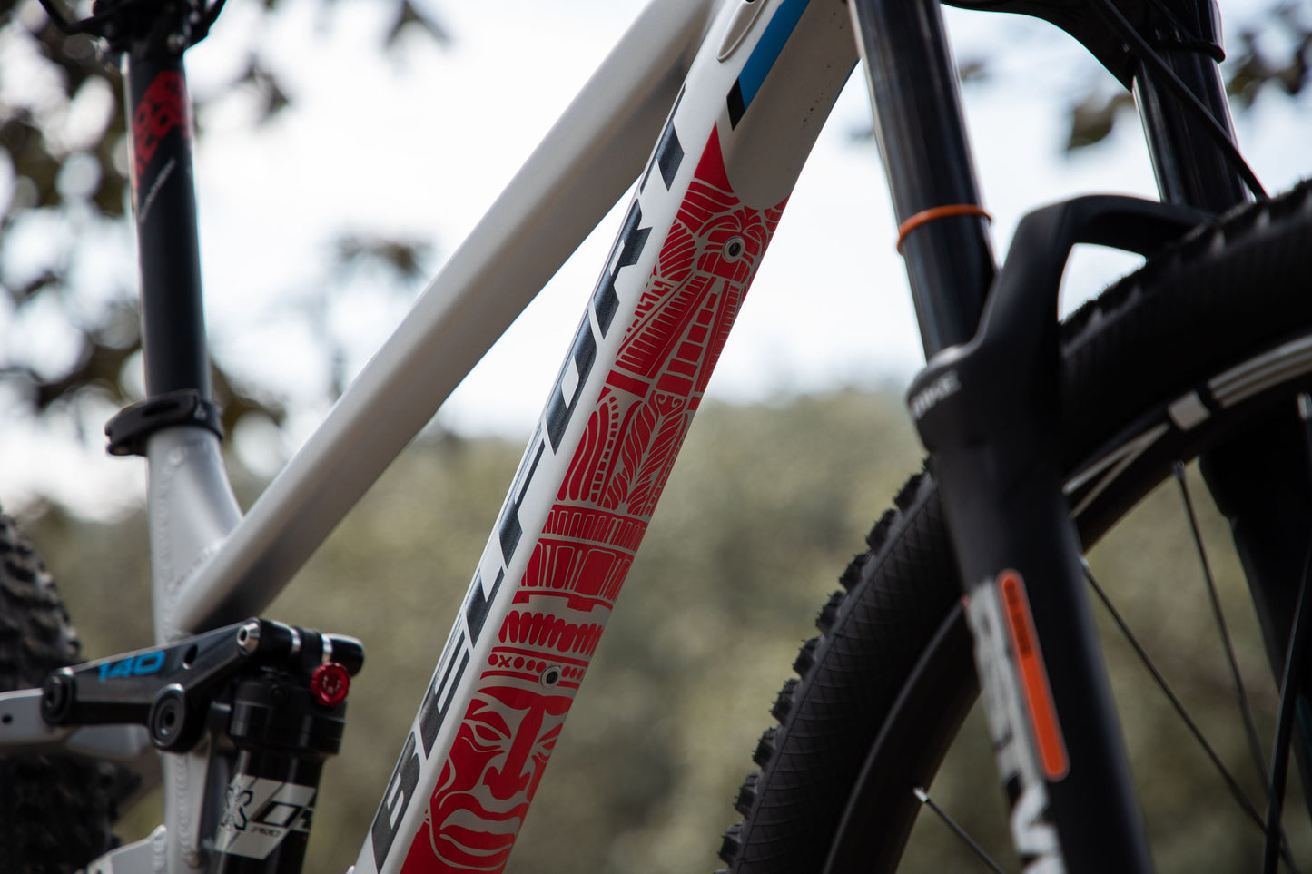 BELFORT Zotz 2 29 All-Mountain Full-Suspension Bike