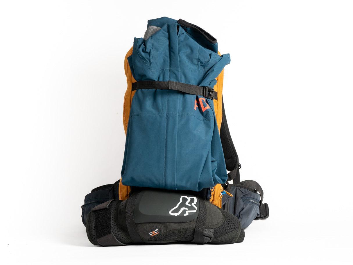 KMA Garrison 12L Backpack with Hydration Pack - Casa Bikes